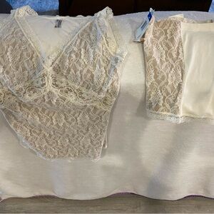 Elegant Lace Intimates Set in Cream